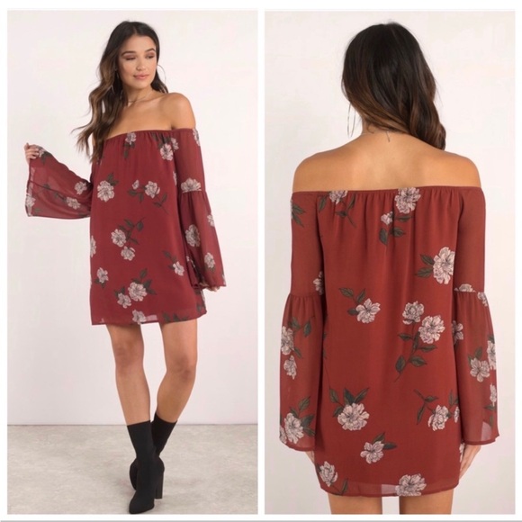 Tobi Off The Shoulder Dress - Picture 1 of 6